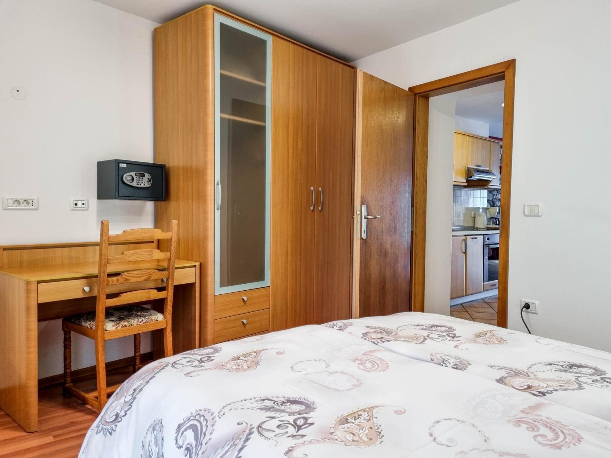 Apartmaji Jakob 1 Бовец Стая снимка