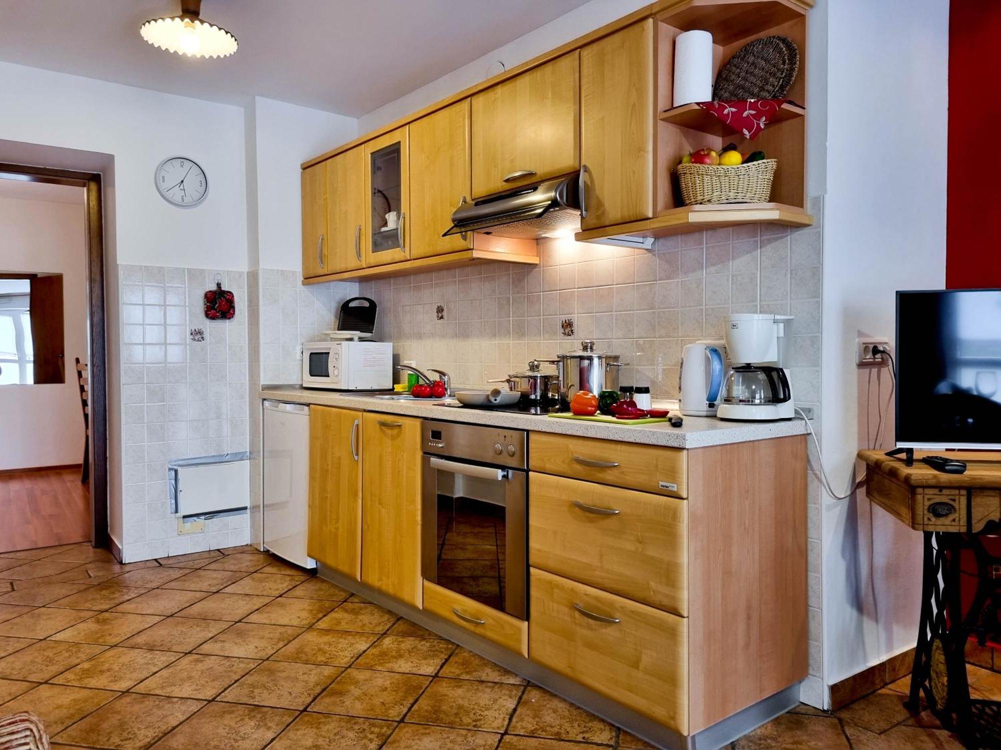 Apartmaji Jakob 1 Бовец Стая снимка